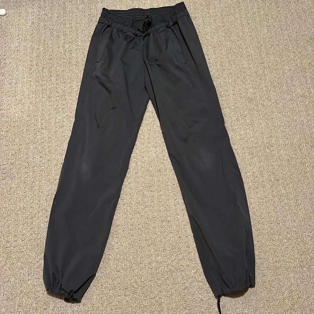 Lululemon cargo type pants